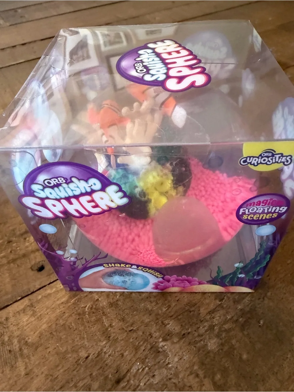 2 SquishSphere Kids Toy - Pink/Orange Aquarium Floating Scene